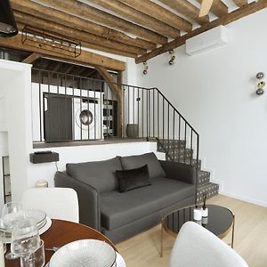 Apartment Saint Germain Des Pres By Studio Prestige